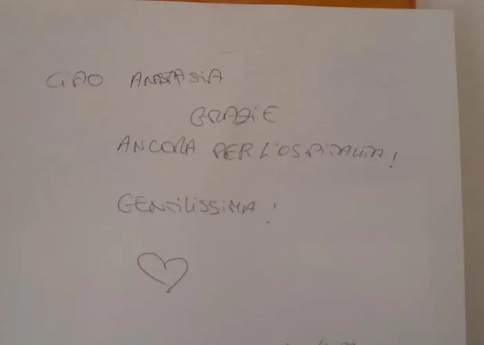 Monstera Vicino Al Centro ベッド・アンド・ブレックファスト