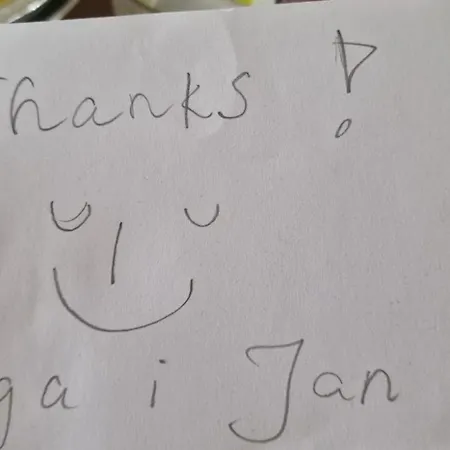 Monstera Vicino Al Centro Panzió