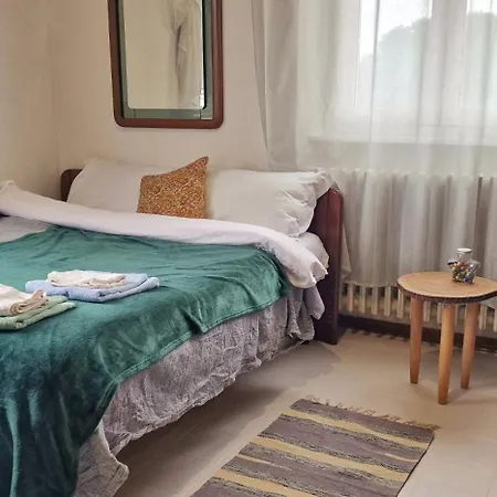 Monstera Vicino Al Centro Oda ve Kahvaltı Perugia