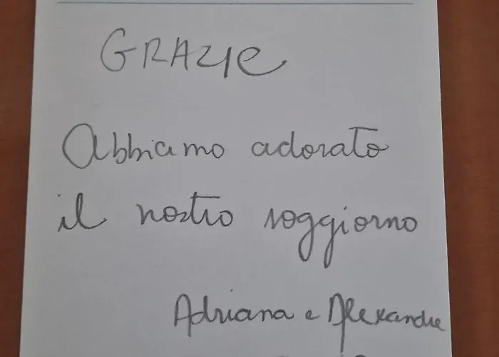 Nocleg ze śniadaniem Monstera Vicino Al Centro *